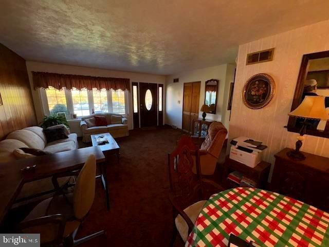 816 WILSON RD, Wilmington, DE 19803