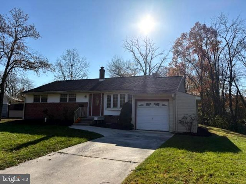 816 WILSON RD, Wilmington, DE 19803