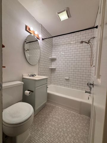 423 W 31st Street 102, Minneapolis, MN 55408