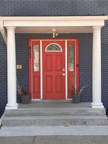 423 W 31st Street 102, Minneapolis, MN 55408