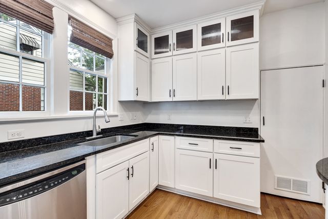 265 ALEXANDER ST, Memphis, TN 38111