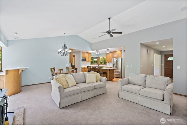 22200 Sweeney Road SE, Maple Valley, WA 98038