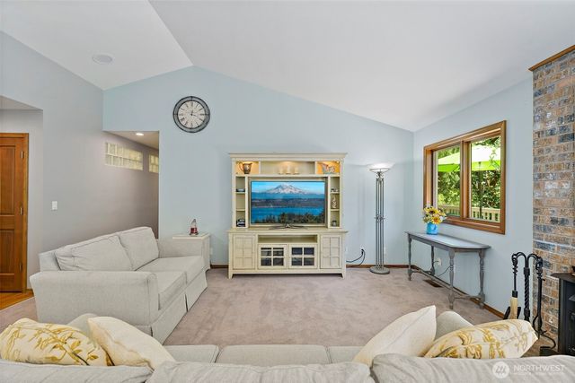 22200 Sweeney Road SE, Maple Valley, WA 98038