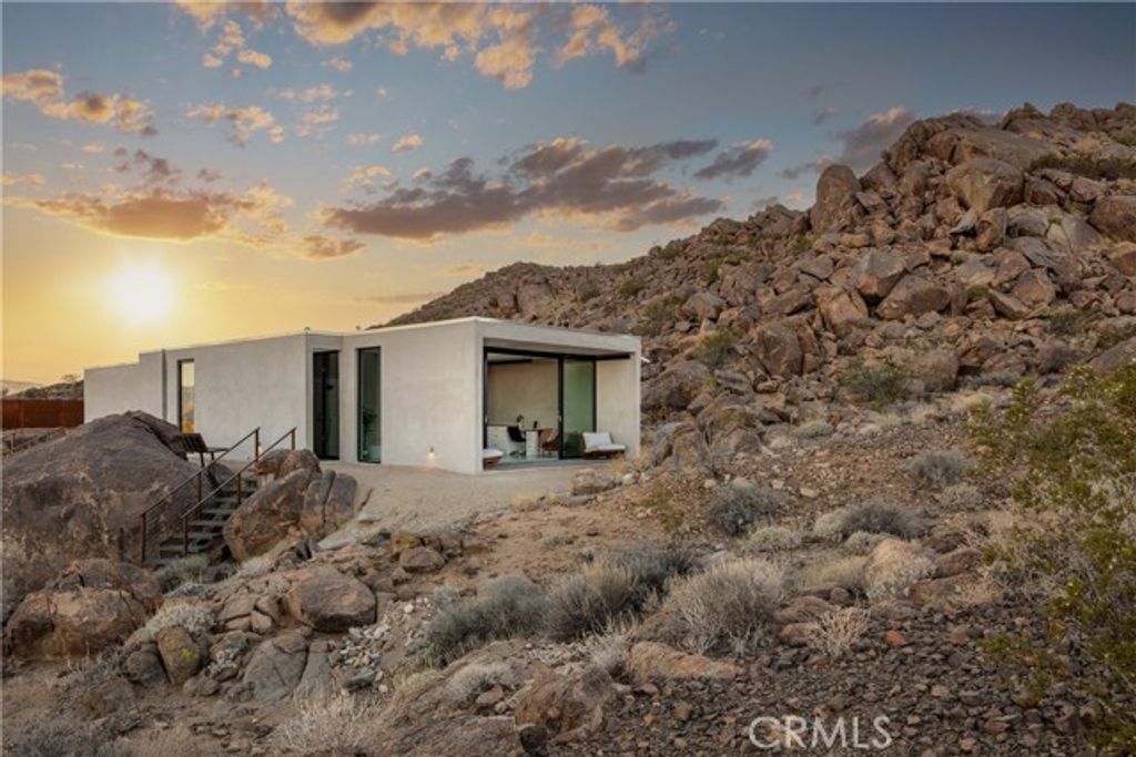 1824 Mountain Shadow Road, Joshua Tree, CA 92252