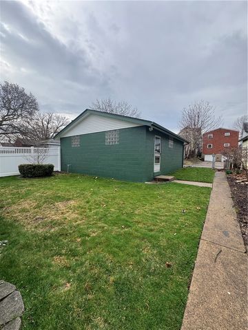 908 Franklin St, Mckeesport, PA 15132