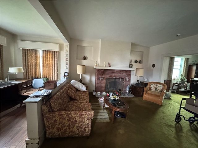 908 Franklin St, Mckeesport, PA 15132