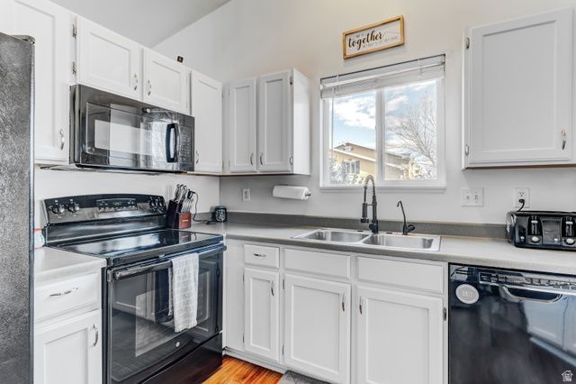 4752 W ITALIAN CT, West Jordan, UT 84084