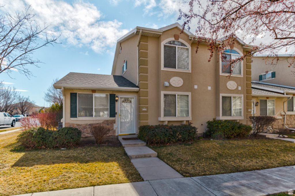 4752 W ITALIAN CT, West Jordan, UT 84084