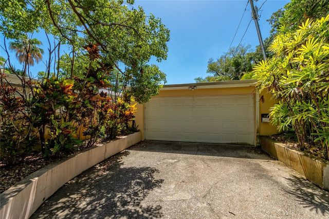 2425 LAKE SUE DRIVE, Orlando, FL 32803