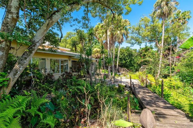 2425 LAKE SUE DRIVE, Orlando, FL 32803