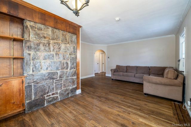 837 Edward Street, Baldwin, NY 11510