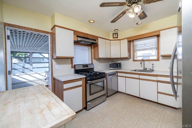 837 Edward Street, Baldwin, NY 11510