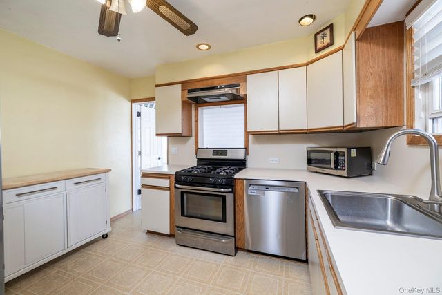 837 Edward Street, Baldwin, NY 11510