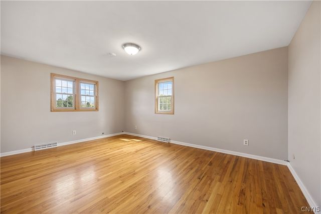 4175 Old Winding, Onondaga, NY 13215