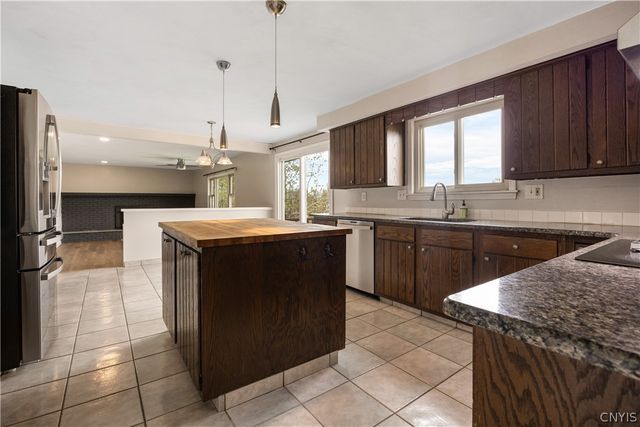 4175 Old Winding, Onondaga, NY 13215