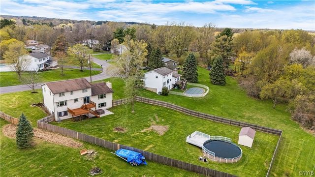 4175 Old Winding, Onondaga, NY 13215