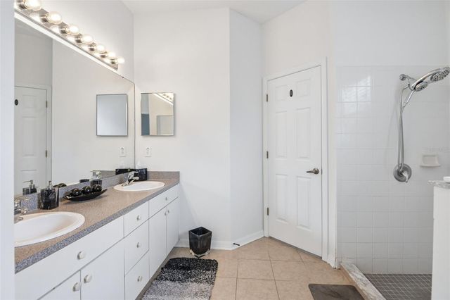7926 TERRACE RIDGE DRIVE, Temple Terrace, FL 33637