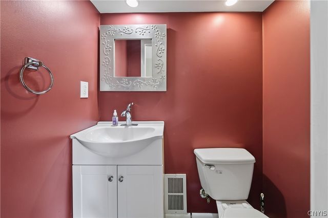 124 Glendale Avenue, Salina, NY 13088