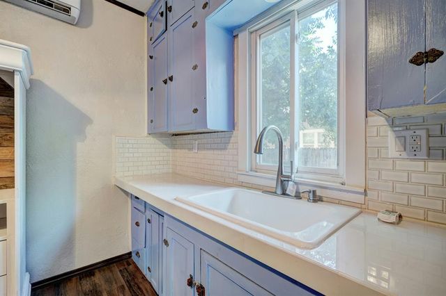 1529 NW 1st Street, Oklahoma City, OK 73106