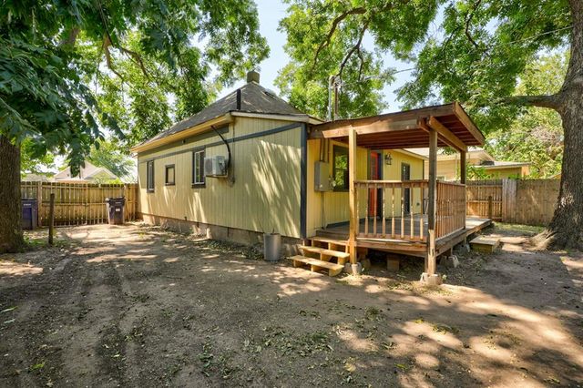 1529 NW 1st Street, Oklahoma City, OK 73106