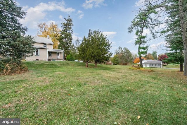 1217 N WEST ST, Carlisle, PA 17013