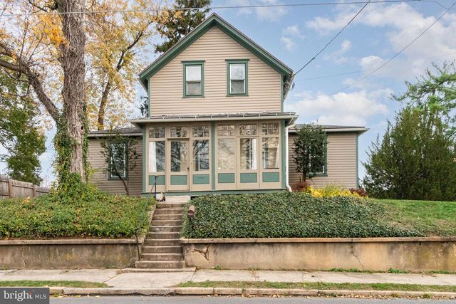 1217 N WEST ST, Carlisle, PA 17013