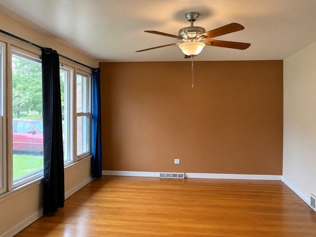 11329 S Green Bay Avenue, Chicago, IL 60617