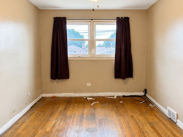 11329 S Green Bay Avenue, Chicago, IL 60617