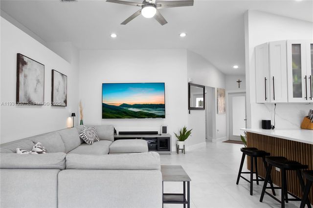 18501 NW 55th Ave, Miami Gardens, FL 33055