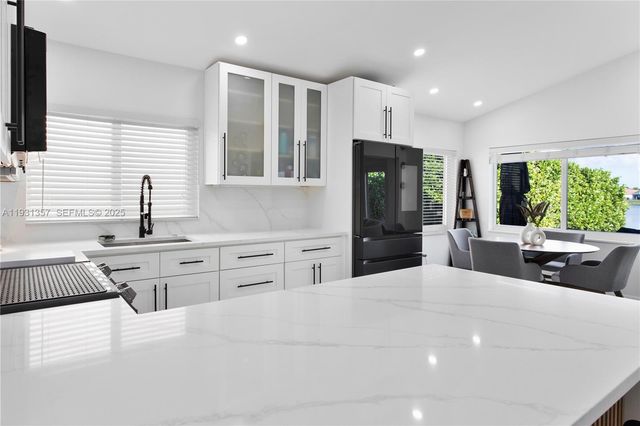 18501 NW 55th Ave, Miami Gardens, FL 33055