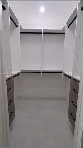 18501 NW 55th Ave, Miami Gardens, FL 33055