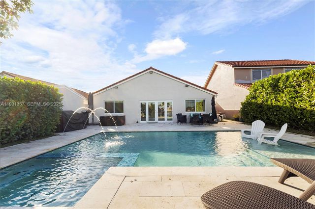 18501 NW 55th Ave, Miami Gardens, FL 33055