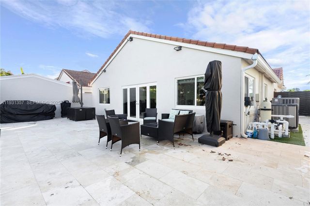 18501 NW 55th Ave, Miami Gardens, FL 33055