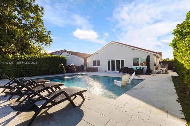 18501 NW 55th Ave, Miami Gardens, FL 33055