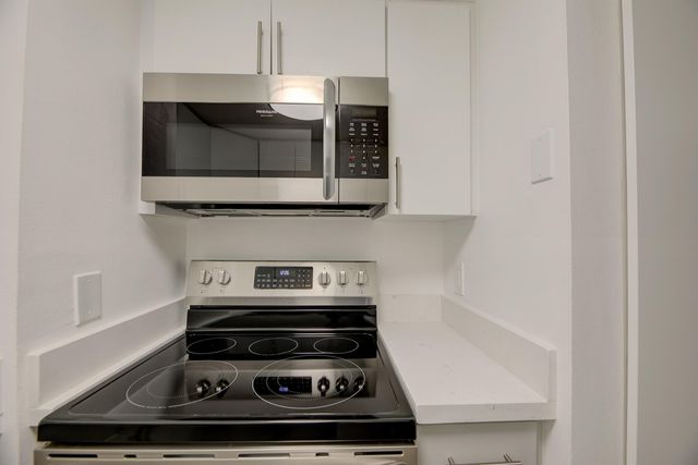 2100 Brickell Avenue 404, Miami, FL 33129