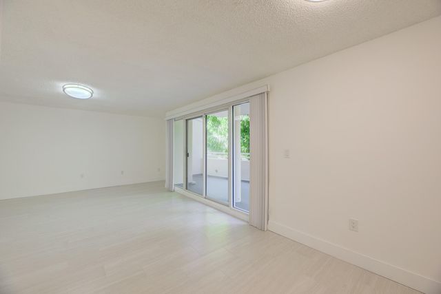 2100 Brickell Avenue 404, Miami, FL 33129