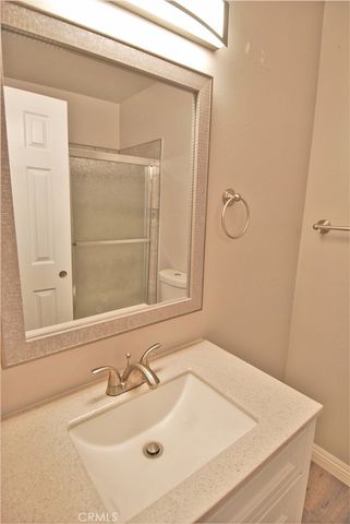 746 N Eucalyptus Avenue 16, Inglewood, CA 90302