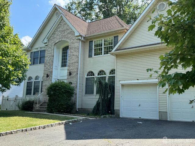 320 Arlington Avenue, South Plainfield, NJ 07080