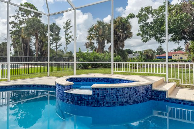 15622 CYPRESS PARK Drive, Wellington, FL 33414