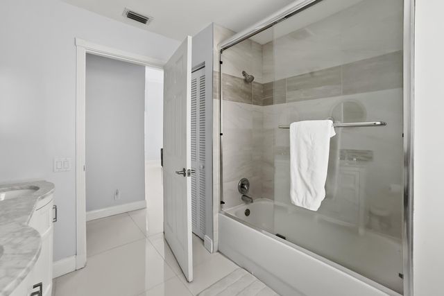 15622 CYPRESS PARK Drive, Wellington, FL 33414