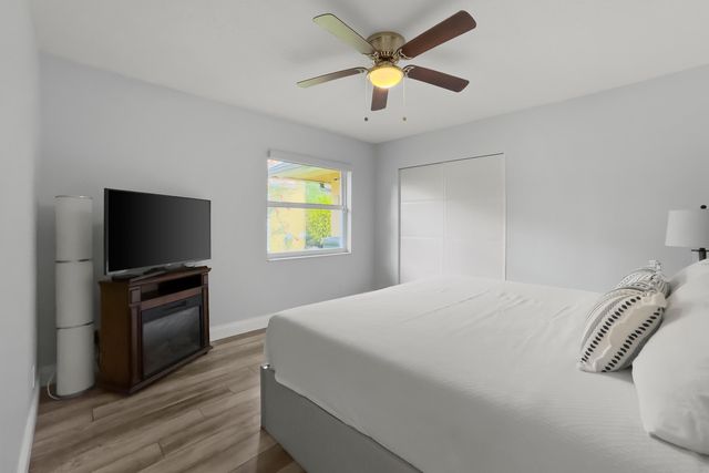 15622 CYPRESS PARK Drive, Wellington, FL 33414