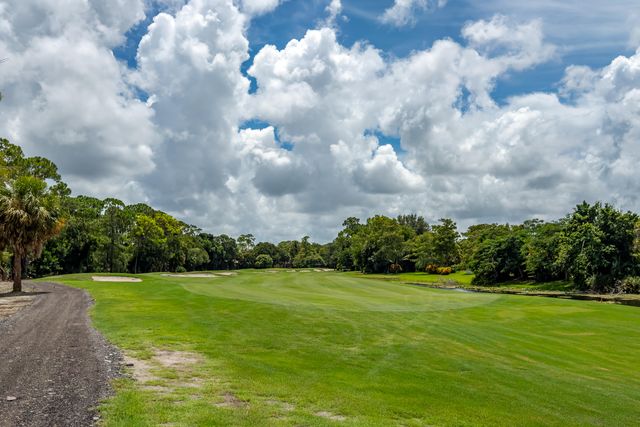 15622 CYPRESS PARK Drive, Wellington, FL 33414