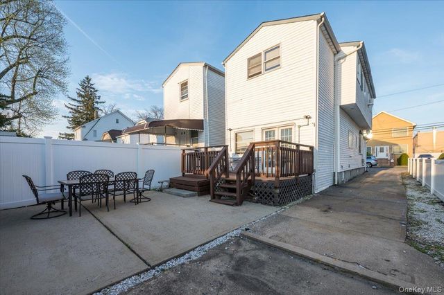 72 Oakley Avenue, Elmont, NY 11003