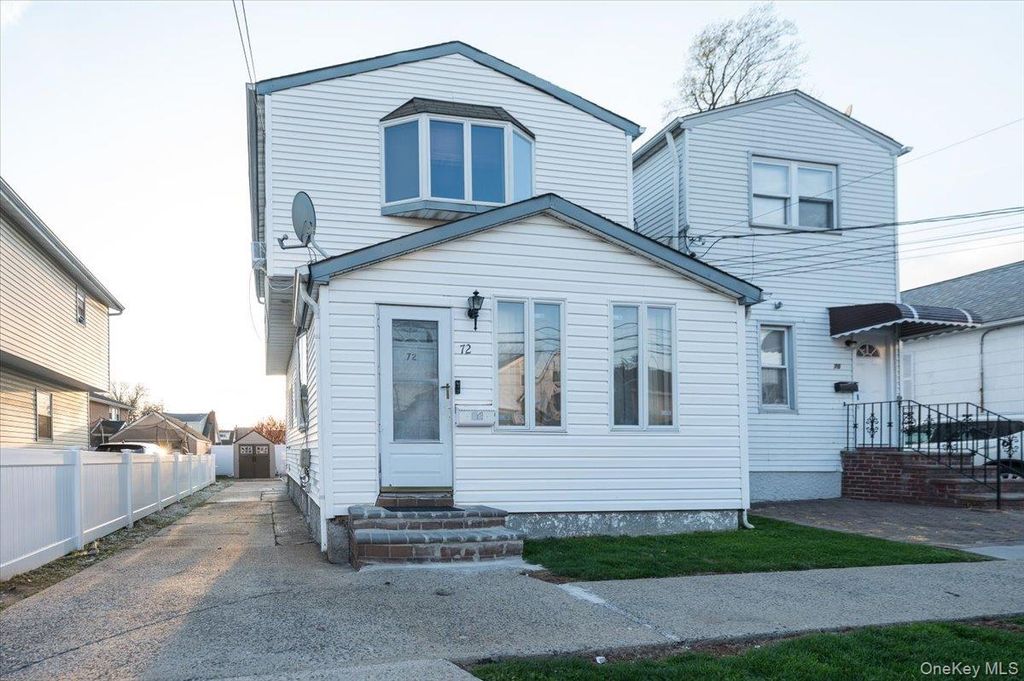 72 Oakley Avenue, Elmont, NY 11003