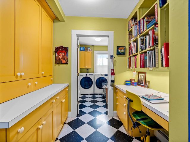 27 Loomis Street, Montpelier, VT 05602