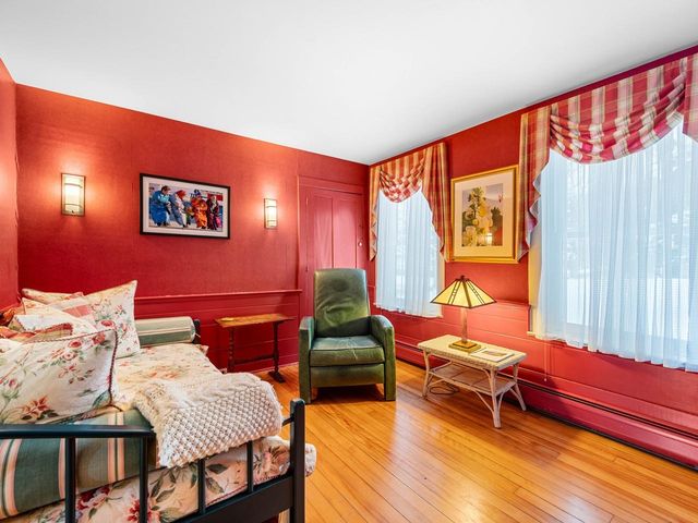 27 Loomis Street, Montpelier, VT 05602