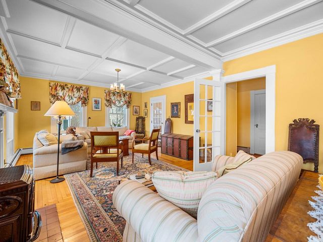 27 Loomis Street, Montpelier, VT 05602