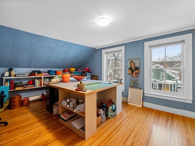 27 Loomis Street, Montpelier, VT 05602