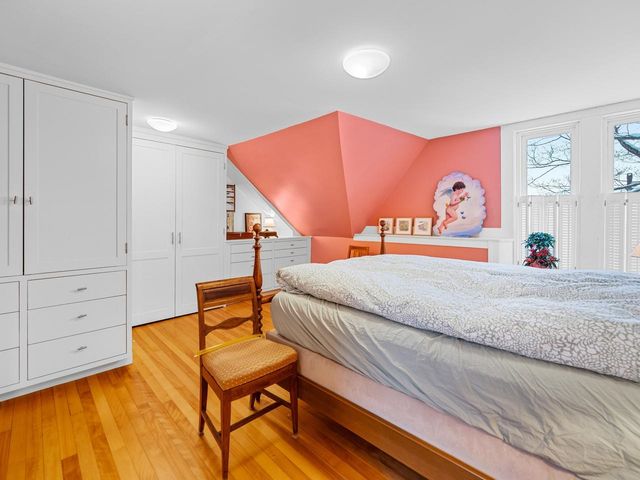 27 Loomis Street, Montpelier, VT 05602