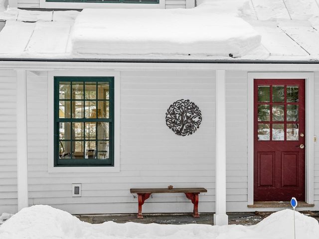 27 Loomis Street, Montpelier, VT 05602